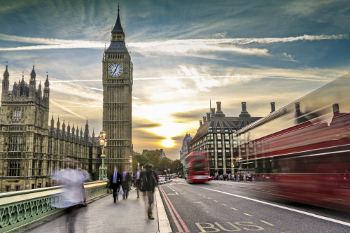 T-5b44c3f6c00fb-westminster-bridge-photo-nov-16_5b44c3f6c005e-1.jpg