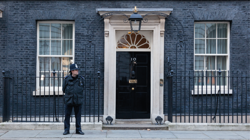 T-downing-street1-257.png