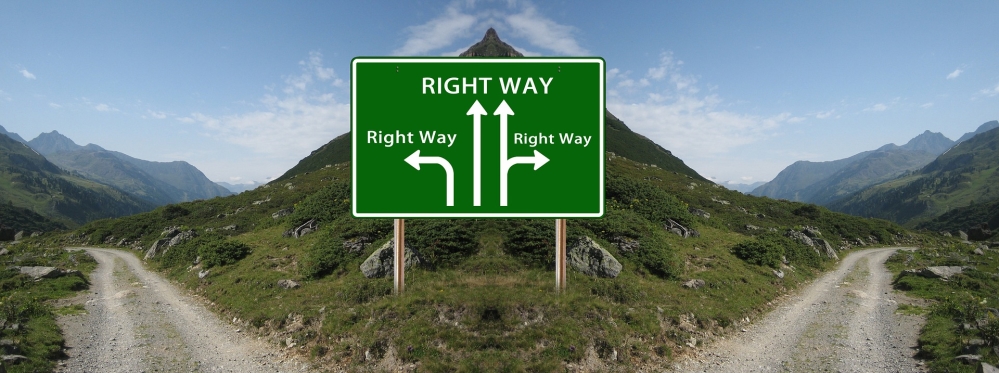 T-mountain-direction-signs-820.jpg