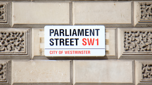 T70bbd02136a9-parliament-street-sign-image_570bbd0213607-75.png